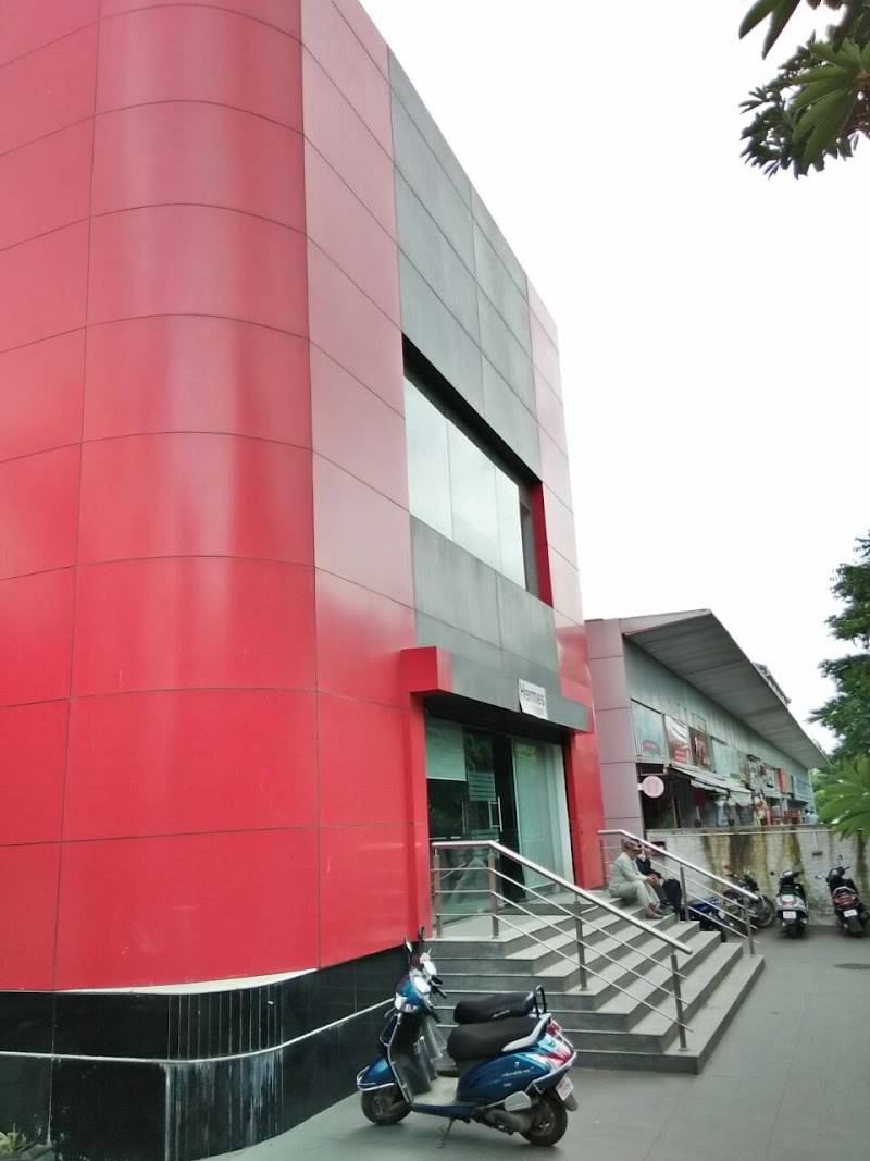 Hermes Shopping Centre